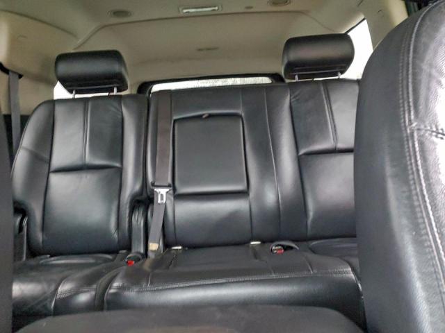 Chevrolet Suburban K1500 Lt Image 8