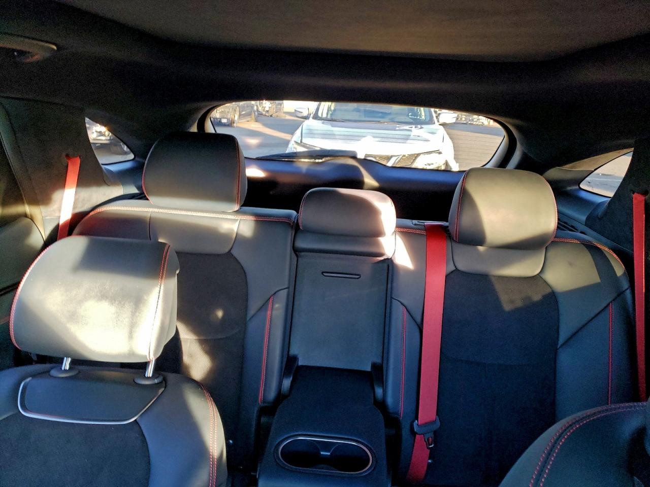 Genesis Gv70 Base Base Image 7