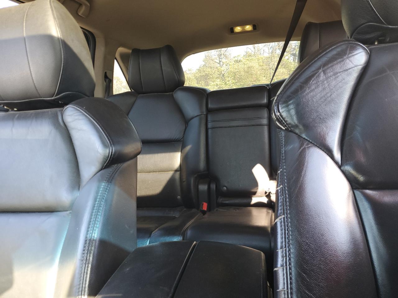 Acura MDX Image 9