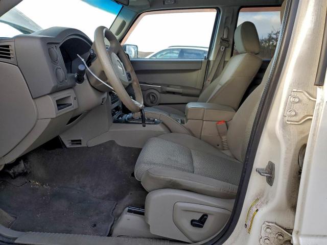 Jeep Commander Sport Image 6