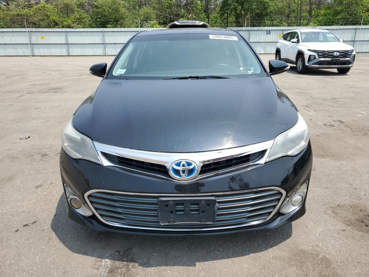 Toyota Avalon Hybrid Image 8