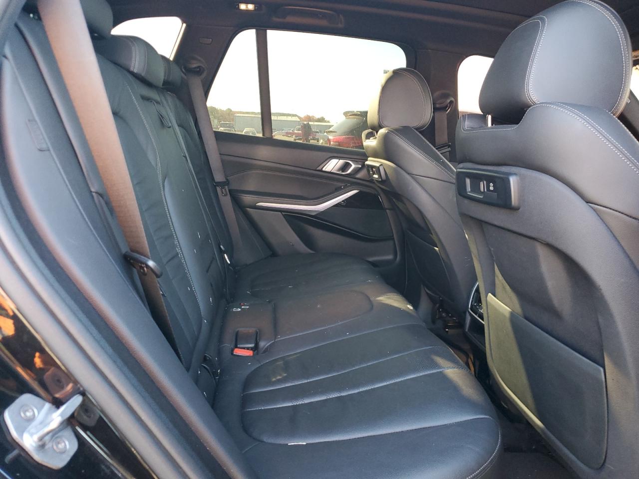 BMW X Series Xdrive40i Image 11