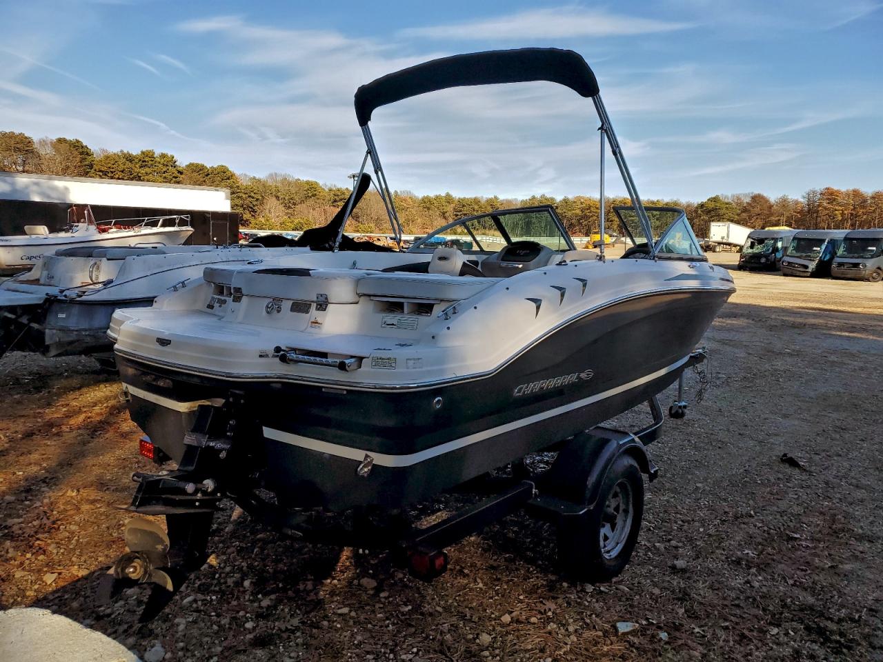 Chaparral Boat Image 9