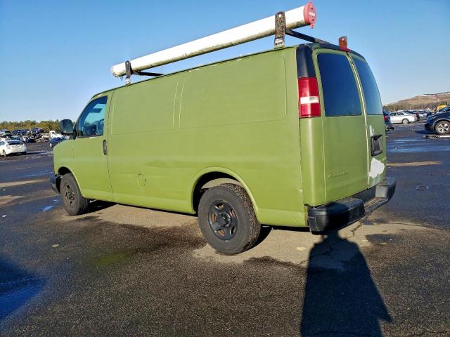 Chevrolet Express Image 4