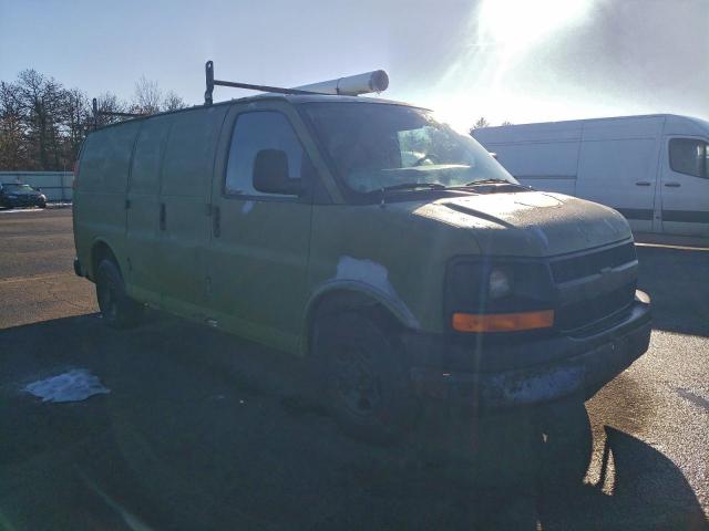 Chevrolet Express Image 5