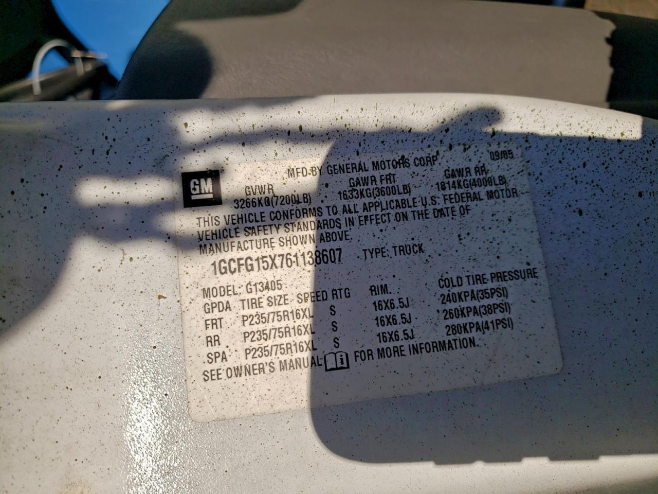 Chevrolet Express Image 13