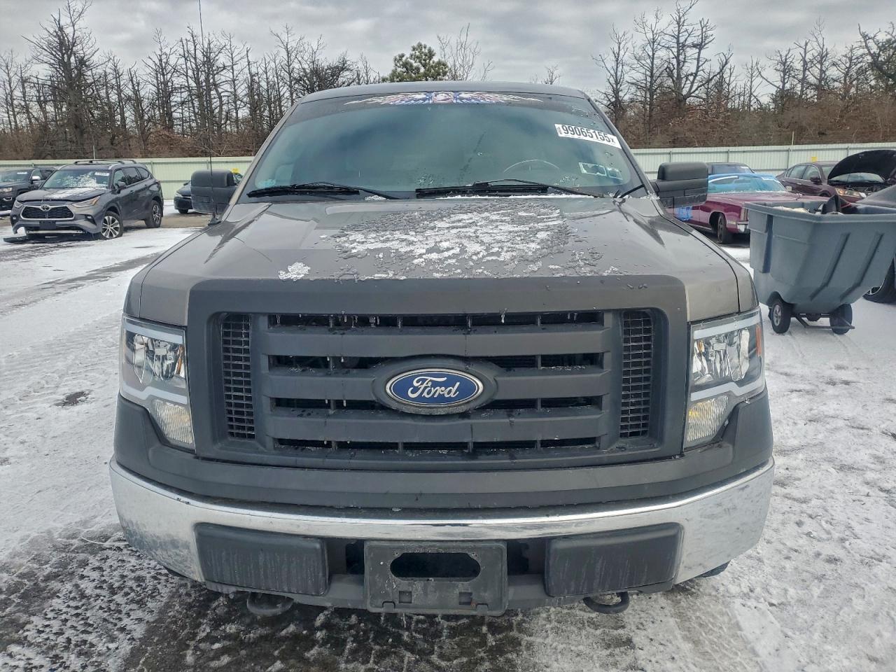 Ford F-150 Super Cab Image 6