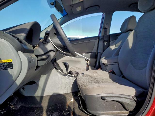 Hyundai ACCENT Se Image 9