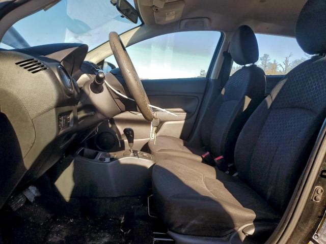 Mitsubishi Mirage De Image 2