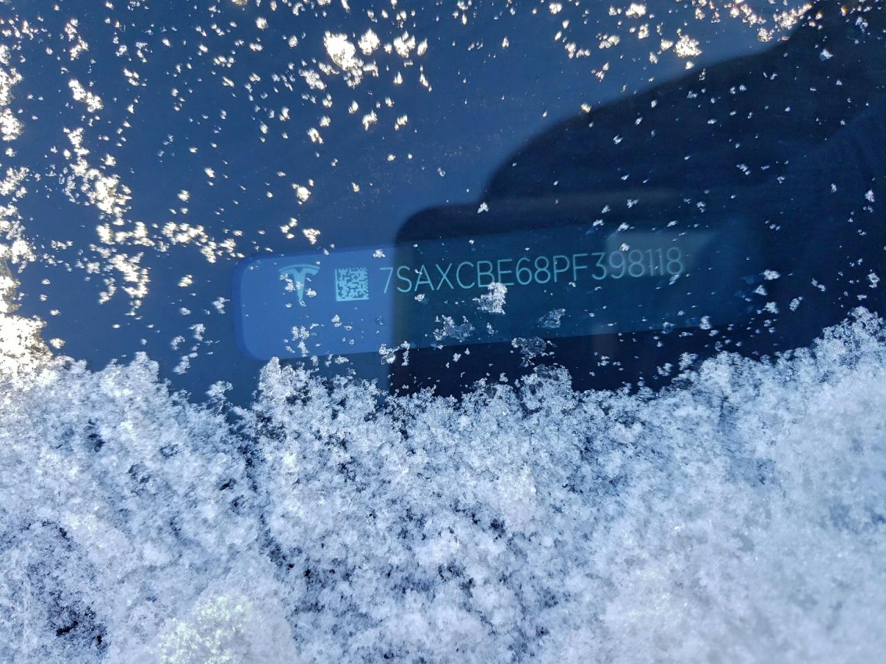 Tesla Model X Image 10