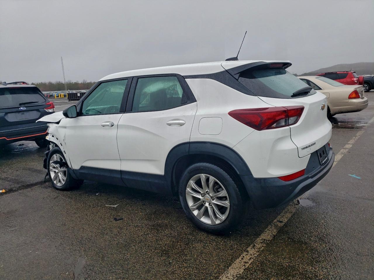 Chevrolet Trailblazer Ls Image 2