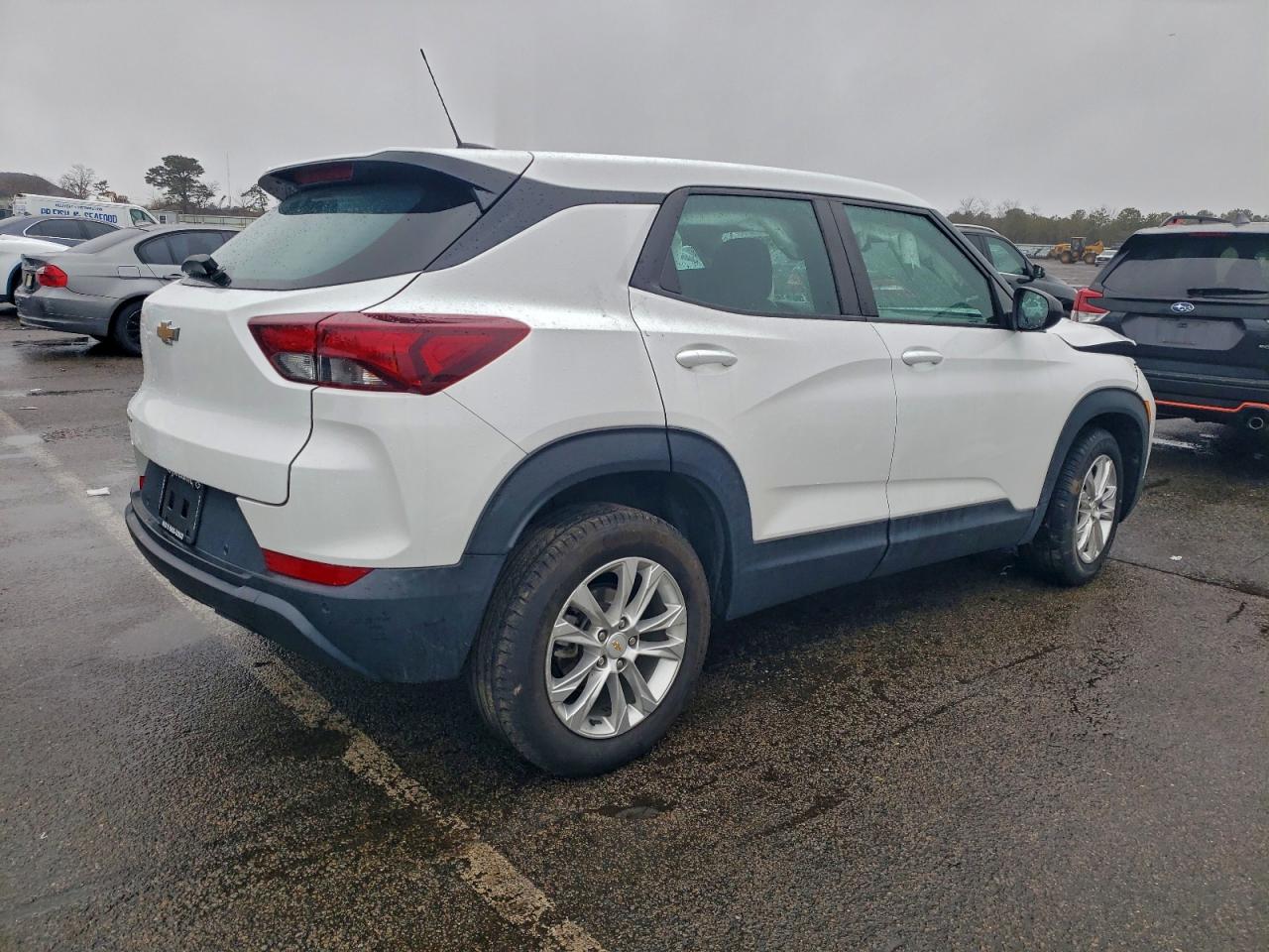 Chevrolet Trailblazer Ls Image 3