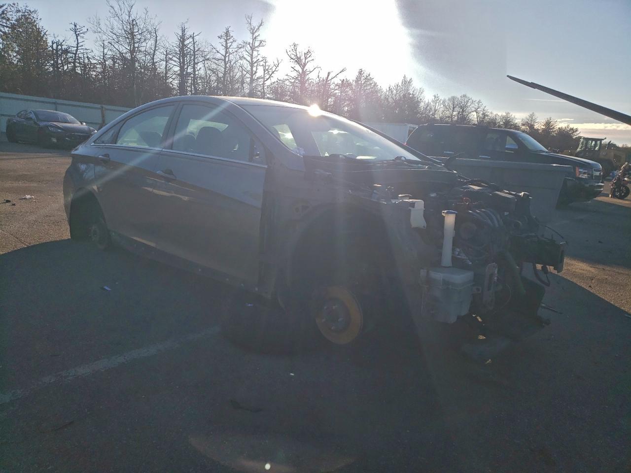 Hyundai SONATA Gls Image 2