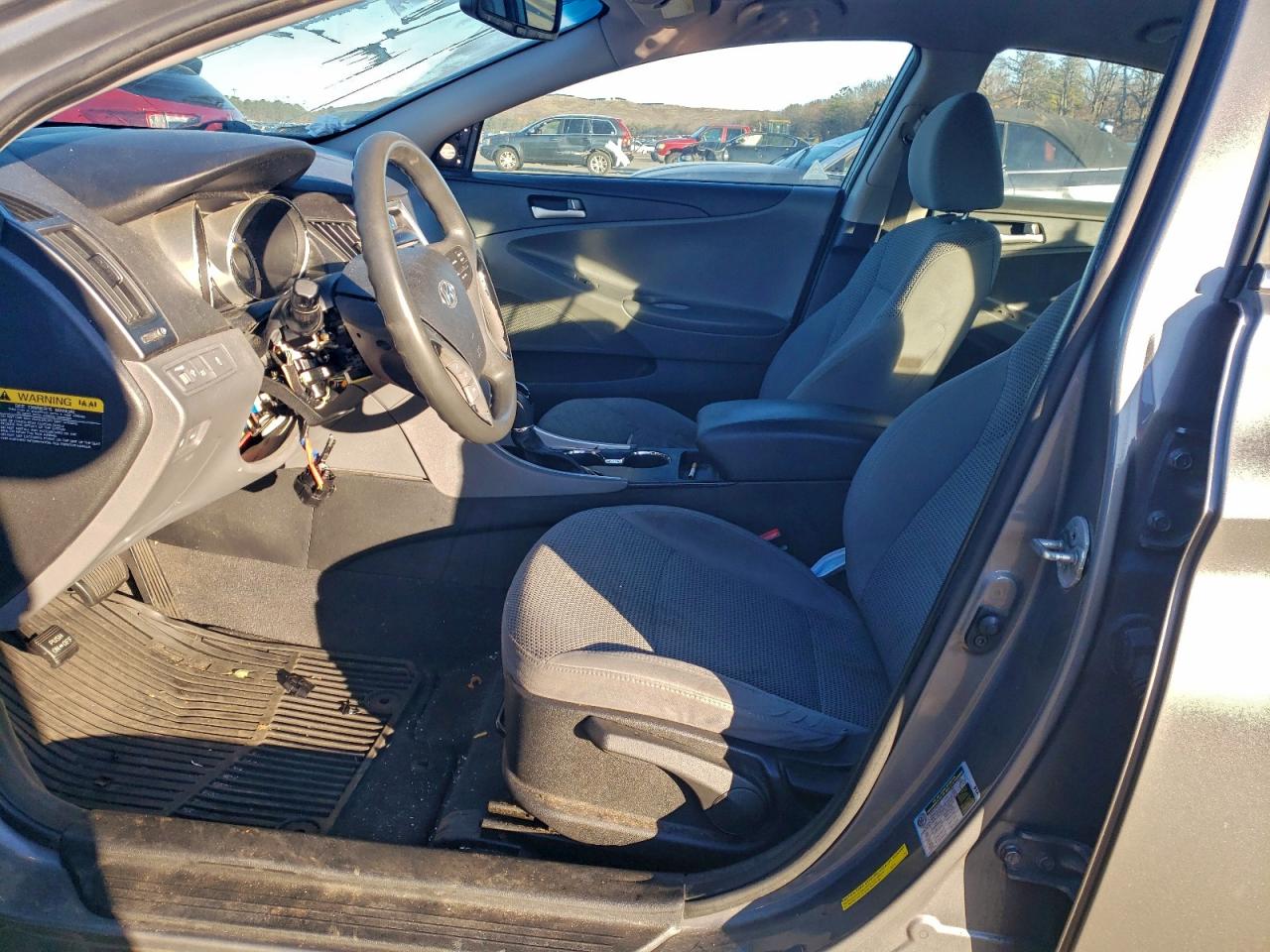 Hyundai SONATA Gls Image 7