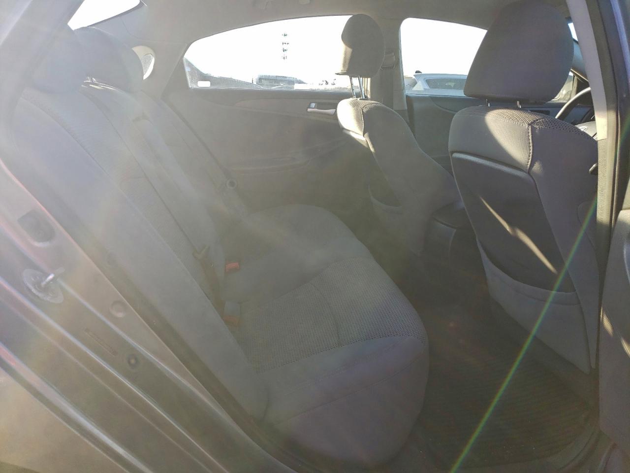 Hyundai SONATA Gls Image 10