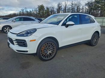  Salvage Porsche Cayenne