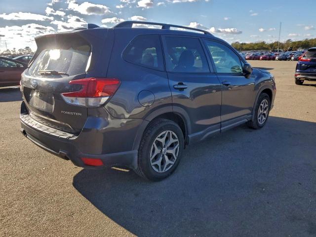 Subaru Forester Premium Image 4