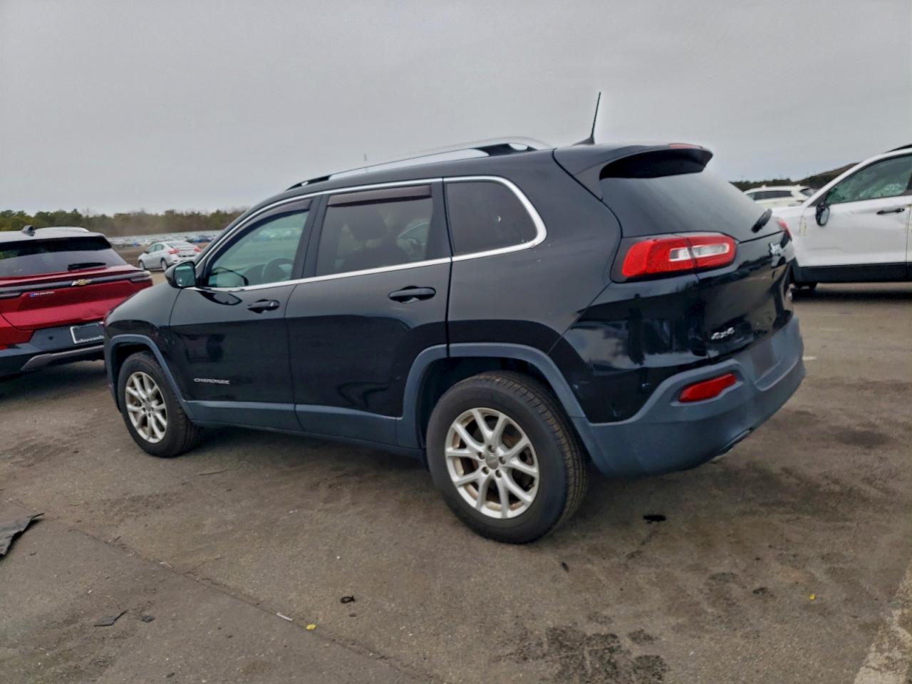 Jeep Grand Cherokee Latitude Image 6