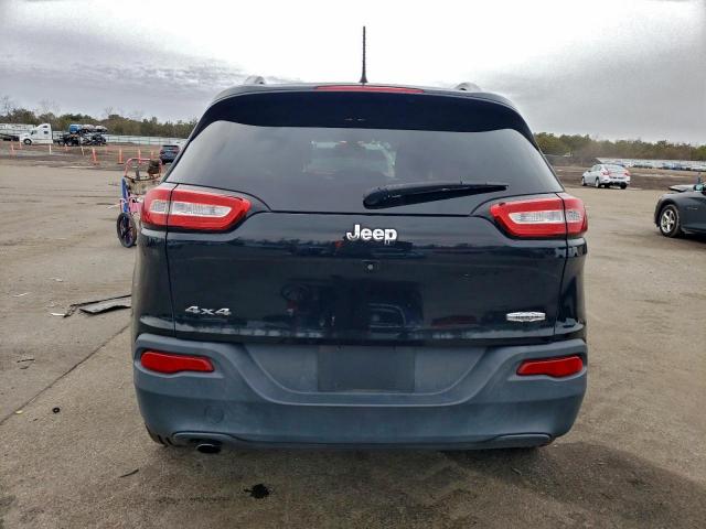 Jeep Grand Cherokee Latitude Image 8