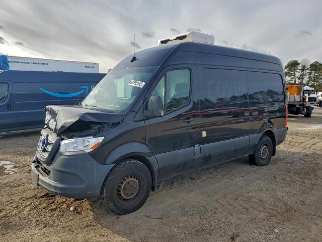  Salvage Mercedes-Benz Sprinter