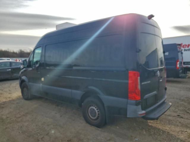 Mercedes-Benz Sprinter 2500 Image 2