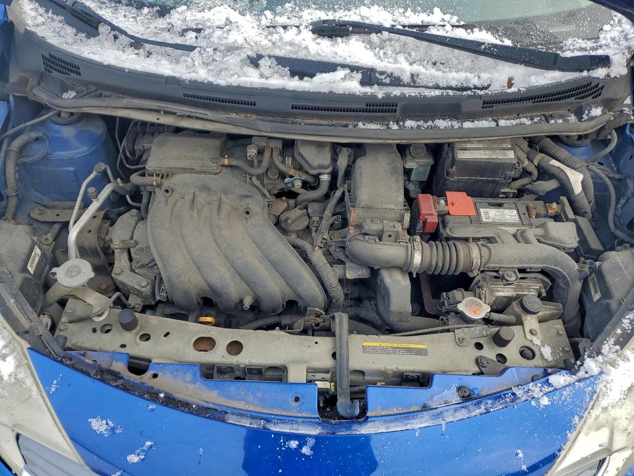 Nissan Versa S Image 11