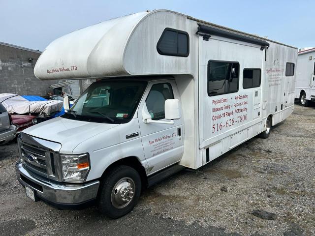 Ford Econoline E450 Super Duty Cutaway Van Image 2