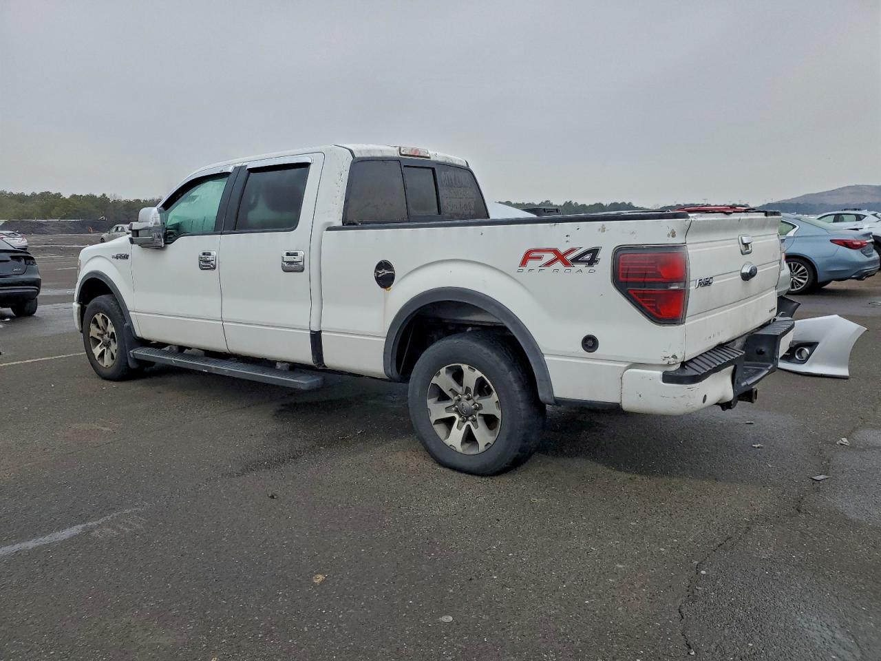 Ford F-150 Supercrew Image 2