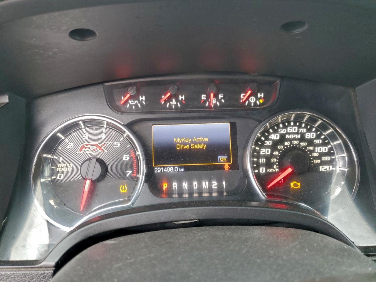 Ford F-150 Supercrew Image 6