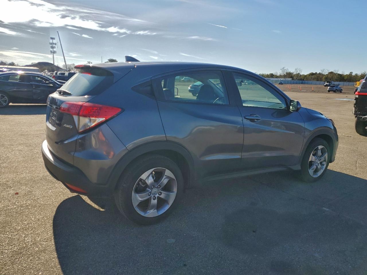 Honda HR-V Lx Image 6