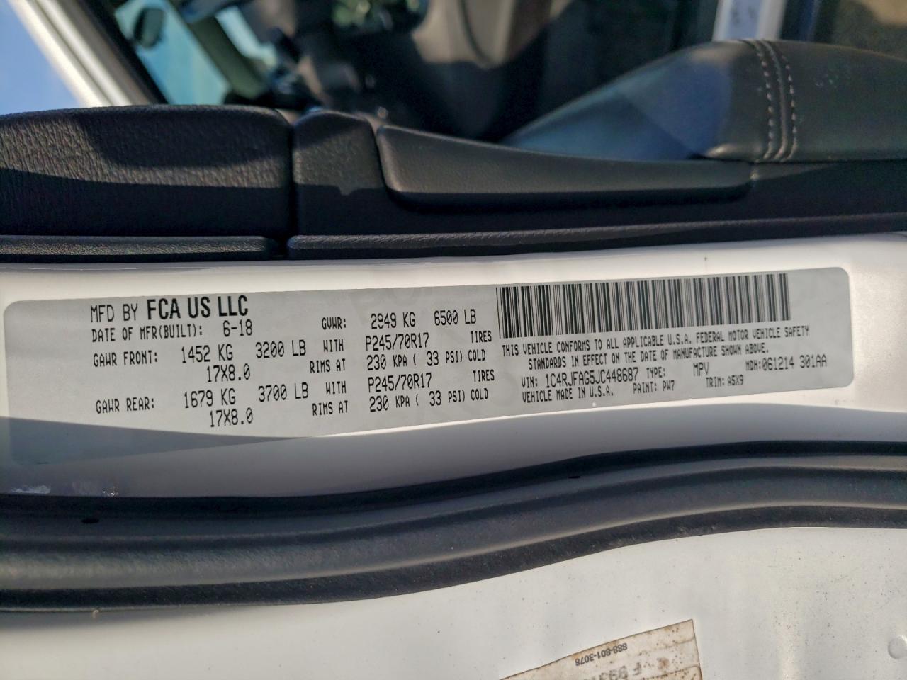 Jeep Grand Cherokee Laredo Image 12