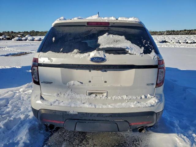 Ford Explorer Sport Image 13