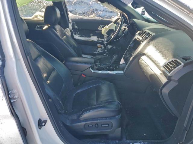 Ford Explorer Sport Image 5