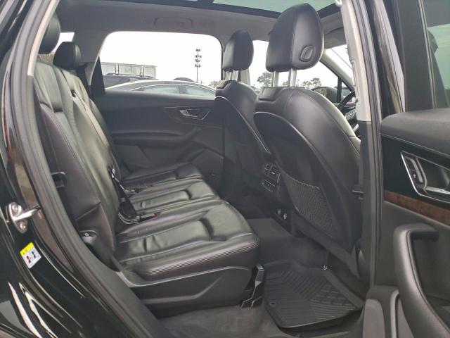 Audi Q7 Premium Plus Image 11