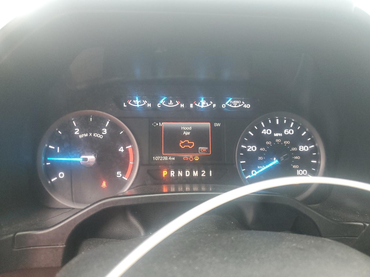 Ford F-550 Super Duty Image 9