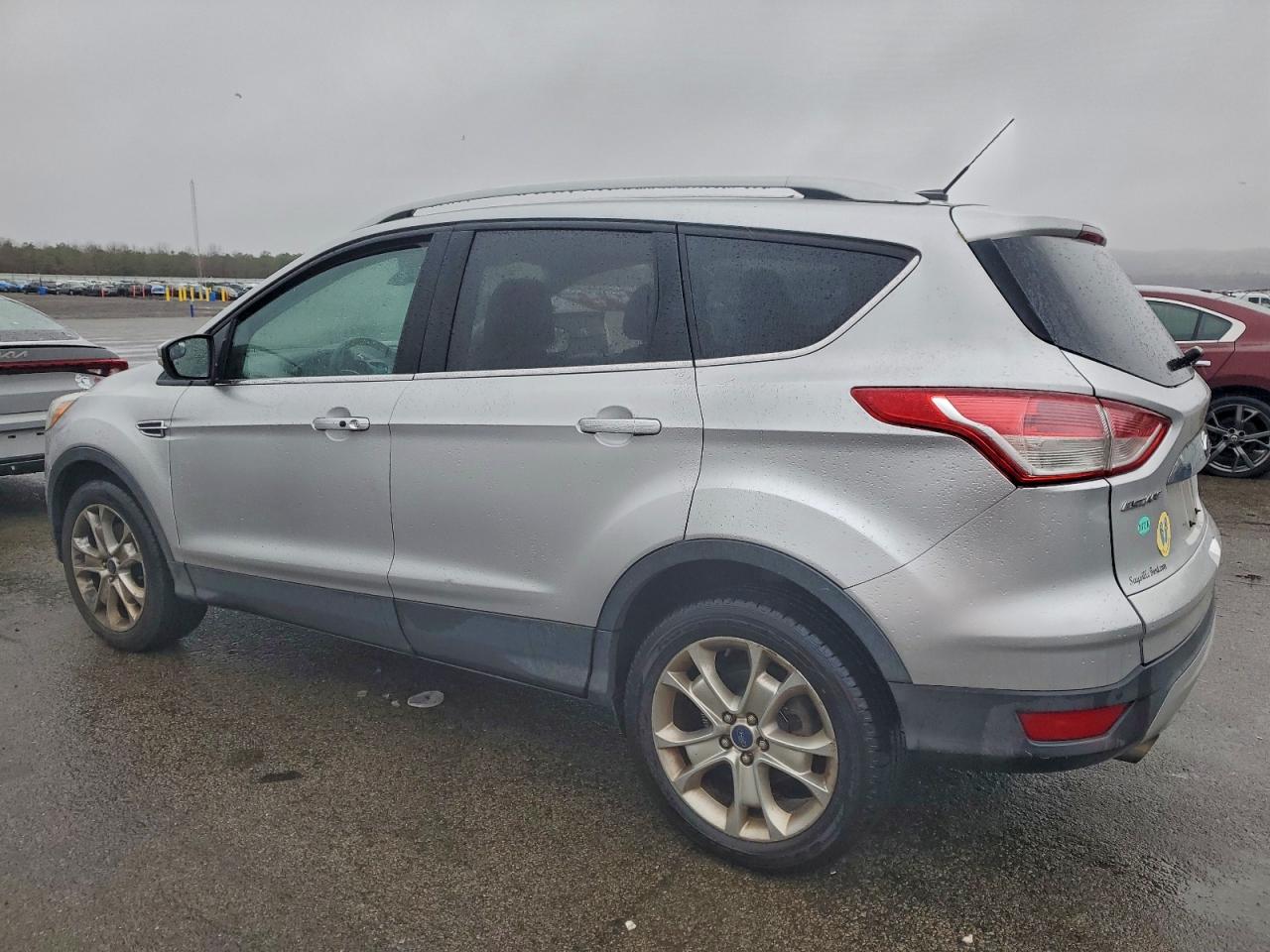 Ford Escape Titanium Image 4