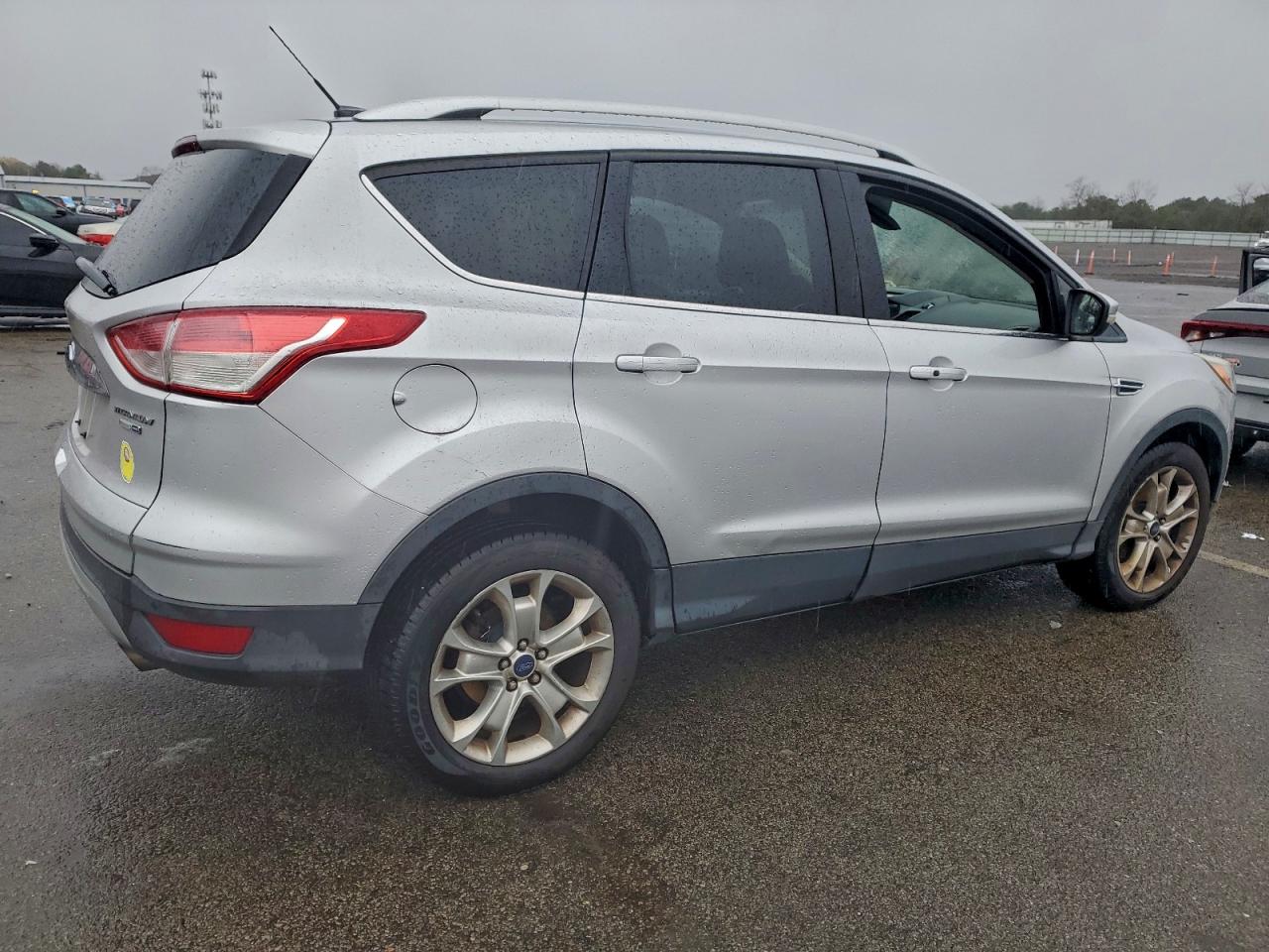 Ford Escape Titanium Image 7