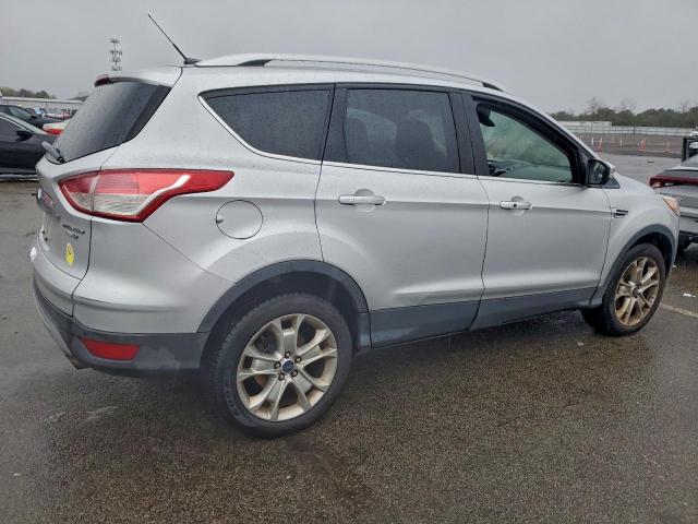 Ford Escape Titanium Image 7
