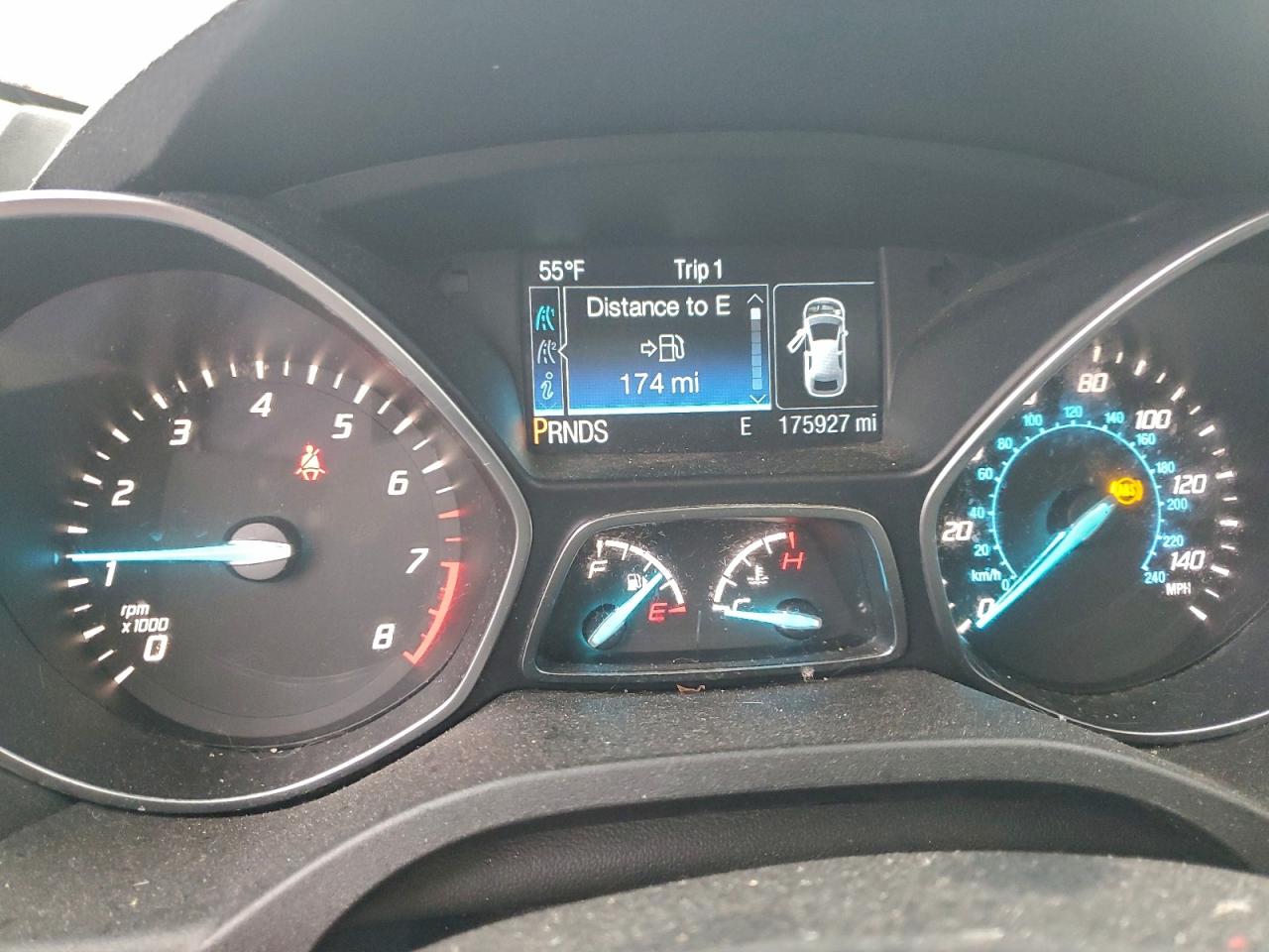 Ford Escape Titanium Image 10