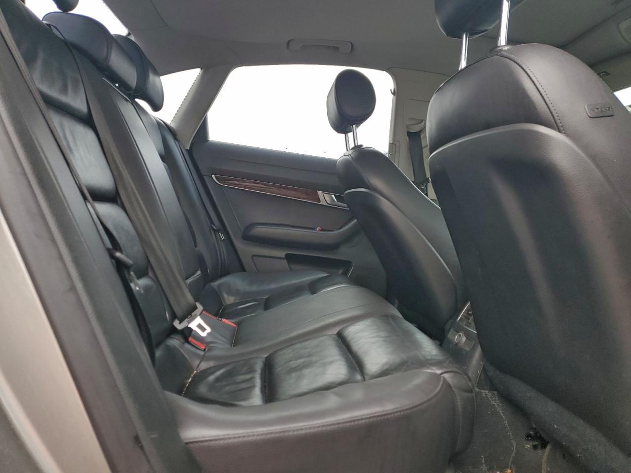 Audi A6 3.2 Quattro Image 8