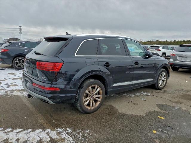 Audi Q7 Premium Plus Image 2