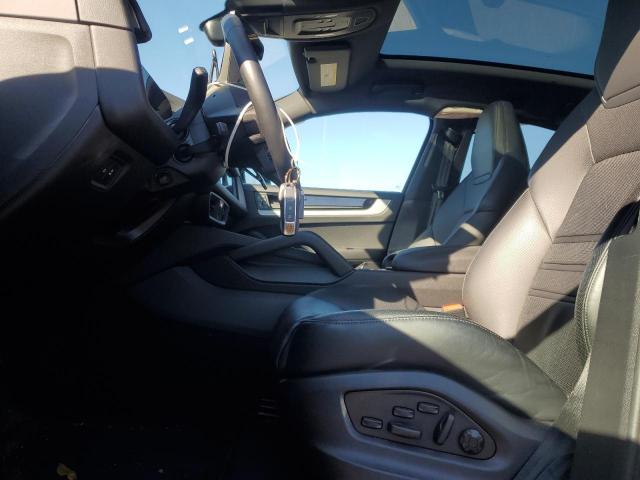 Porsche Cayenne Coupe Image 8