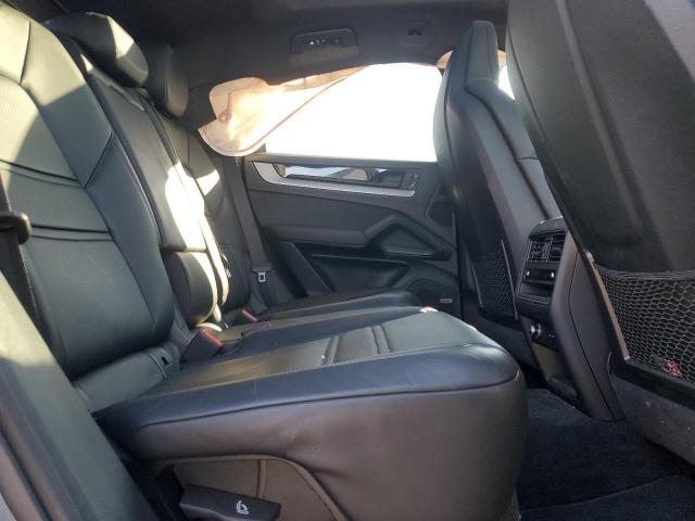 Porsche Cayenne Coupe Image 9