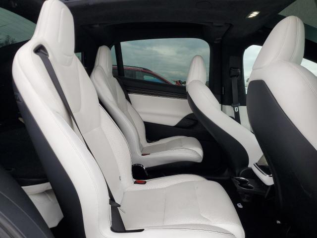 Tesla Model X Image 10