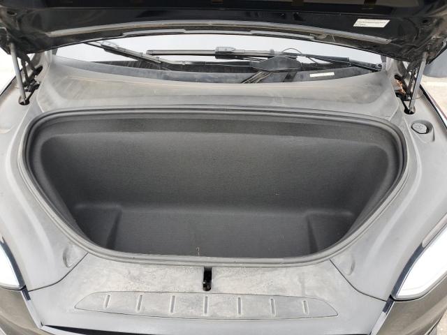 Tesla Model X Image 8