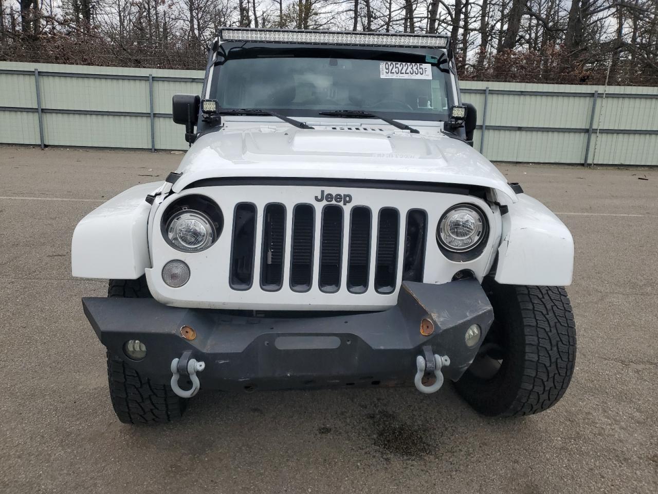 Jeep Wrangler Sahara Image 6