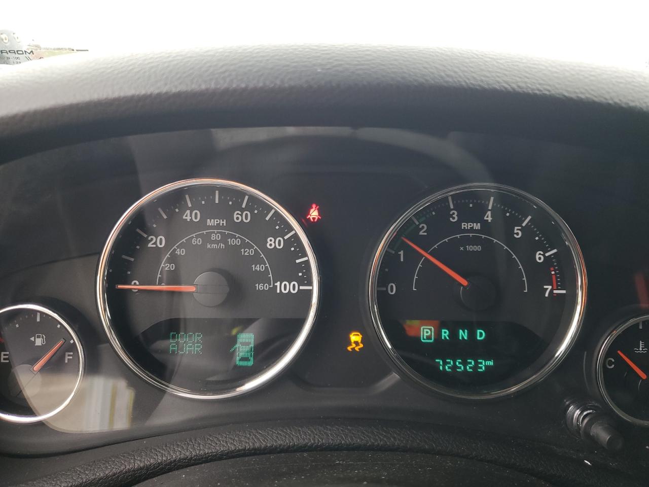 Jeep Wrangler Sahara Image 5