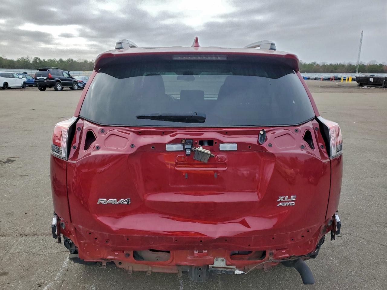 Toyota RAV4 Adventure Image 10