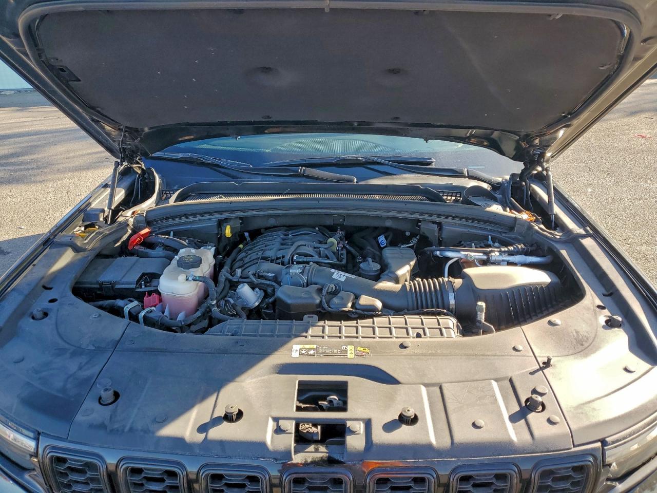 Jeep Grand Cherokee Limited Image 14