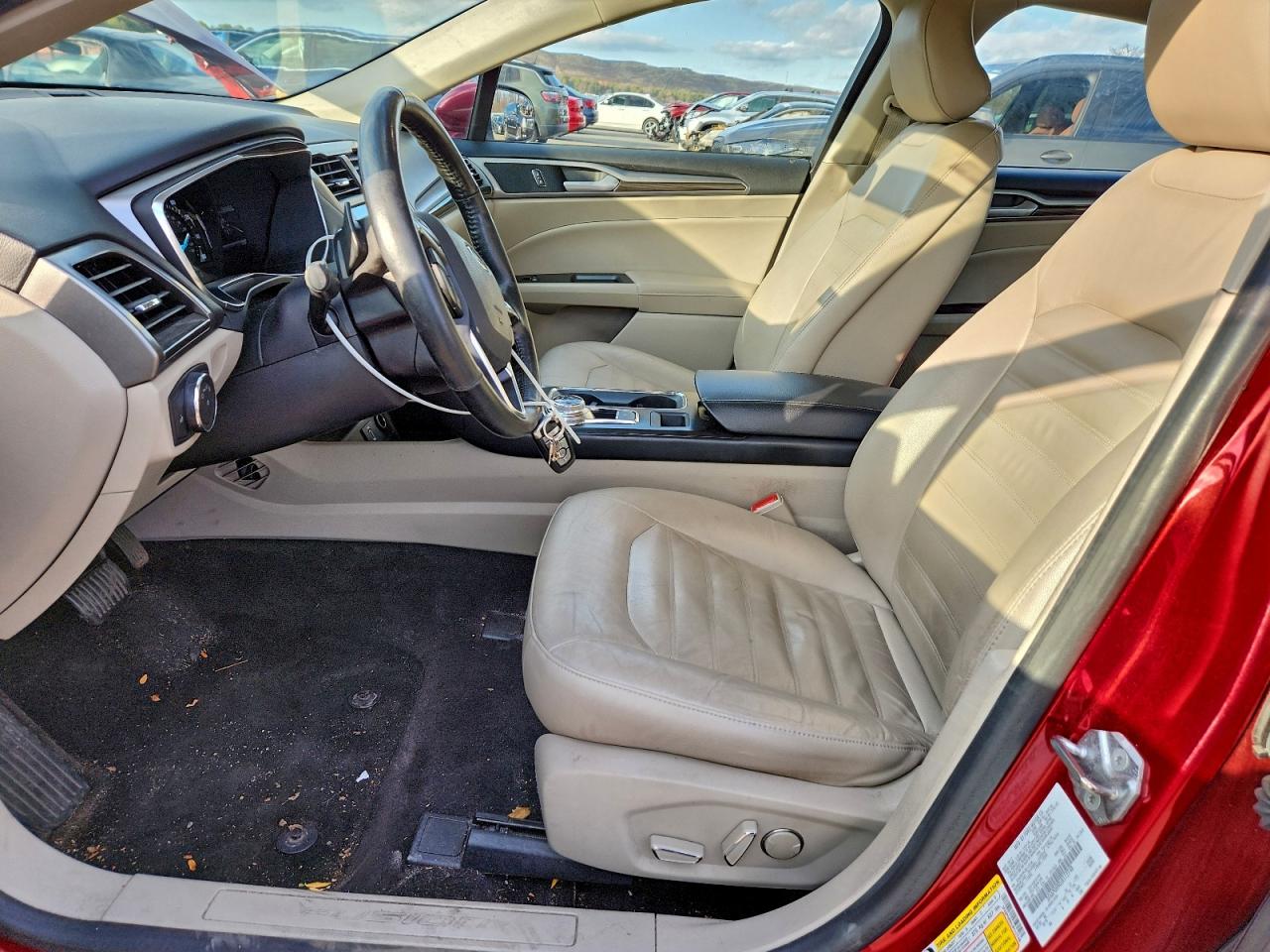 Ford Fusion Se Image 3